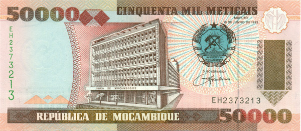 50000 метикас Мозамбика 1993 года р138